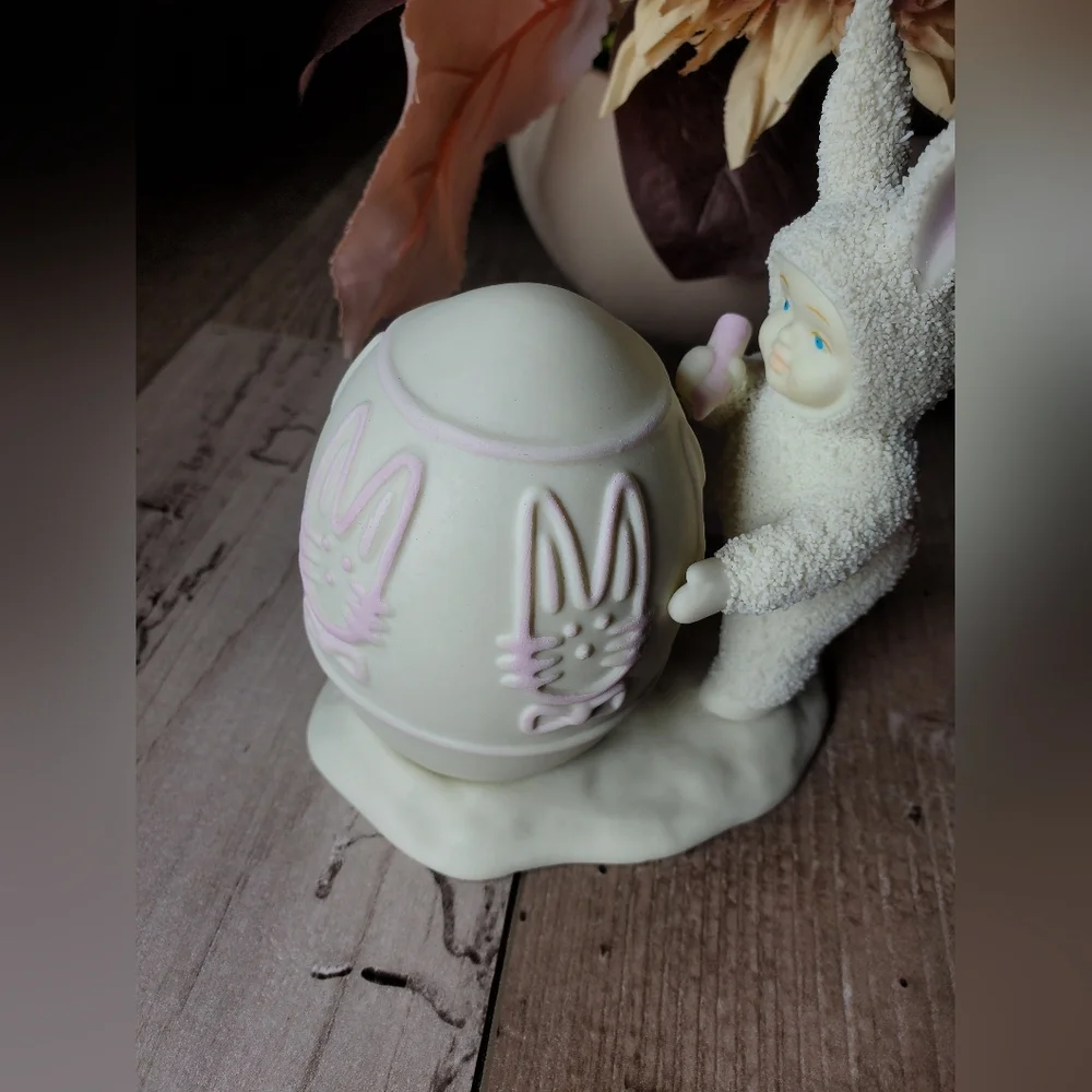 Vintage 1996 Snowbunnies Department 56 I'll Color the Easter Egg NWOT